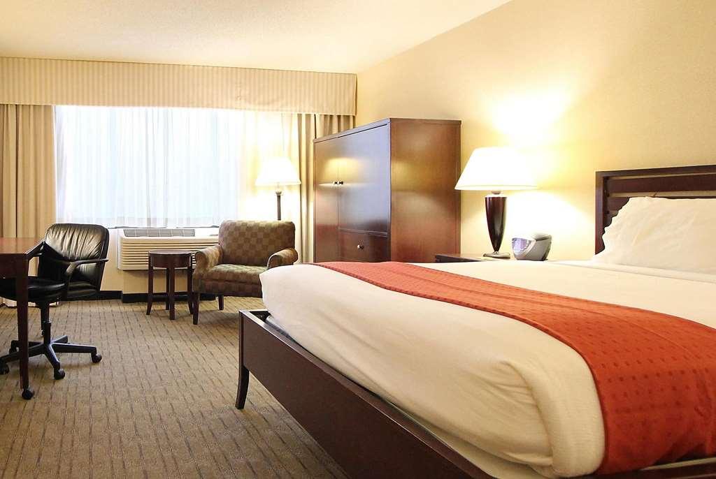 Ramada By Wyndham Minneapolis Airport - Eagan Oda fotoğraf