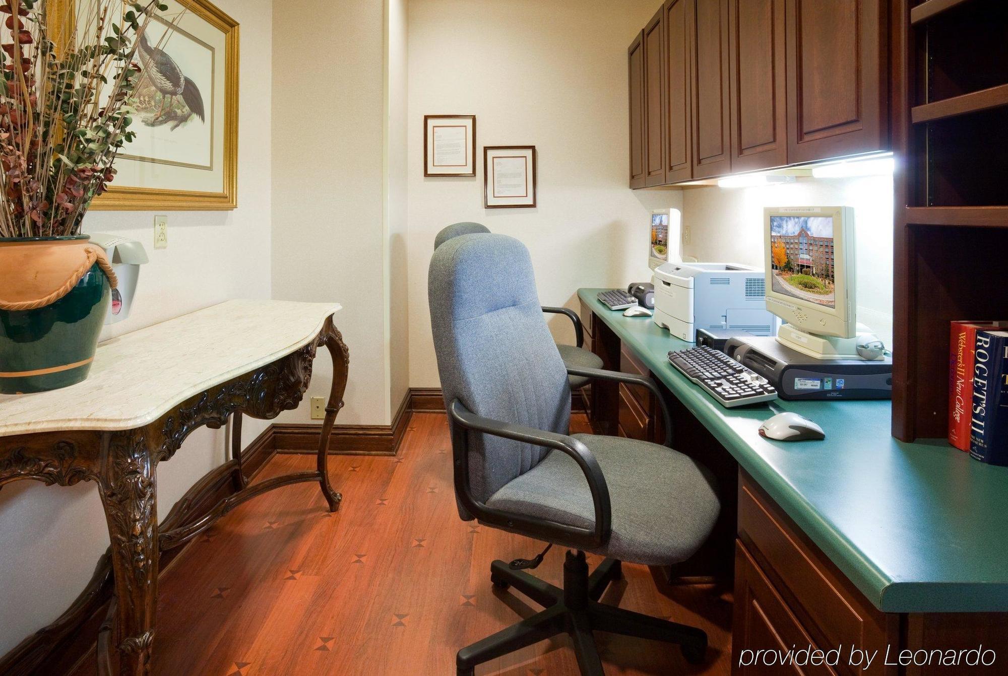 Ramada By Wyndham Minneapolis Airport - Eagan Konforlar fotoğraf