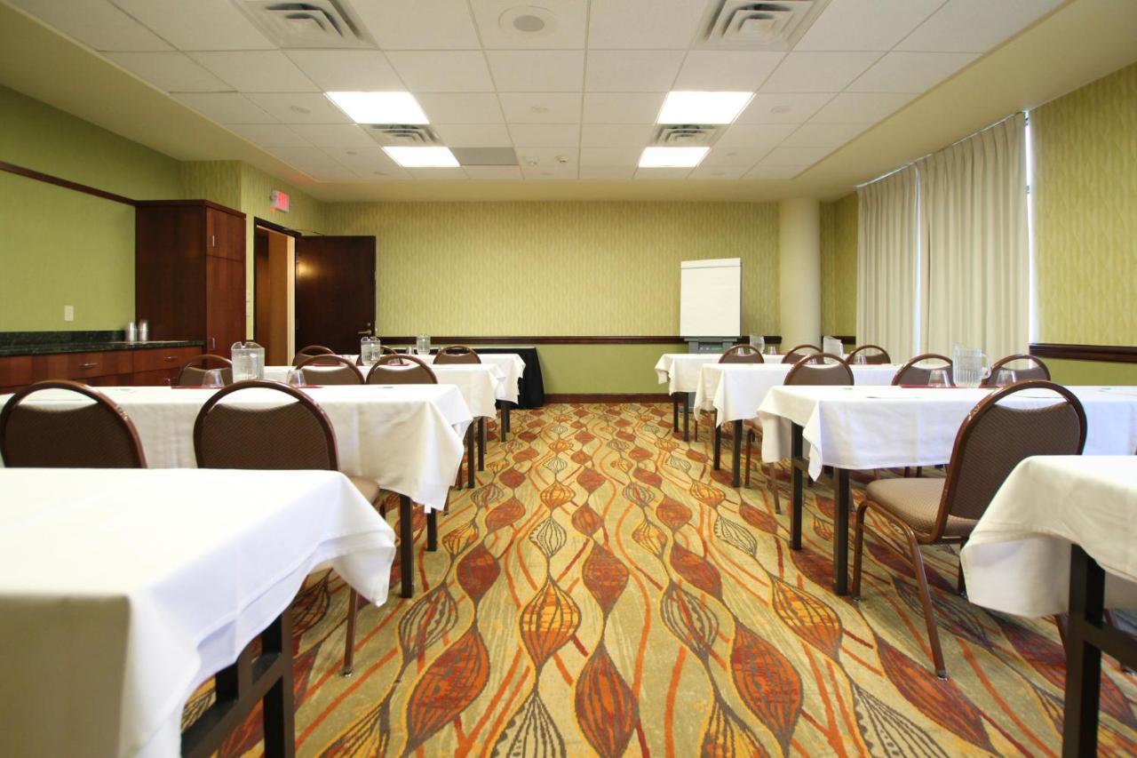 Ramada By Wyndham Minneapolis Airport - Eagan Dış mekan fotoğraf